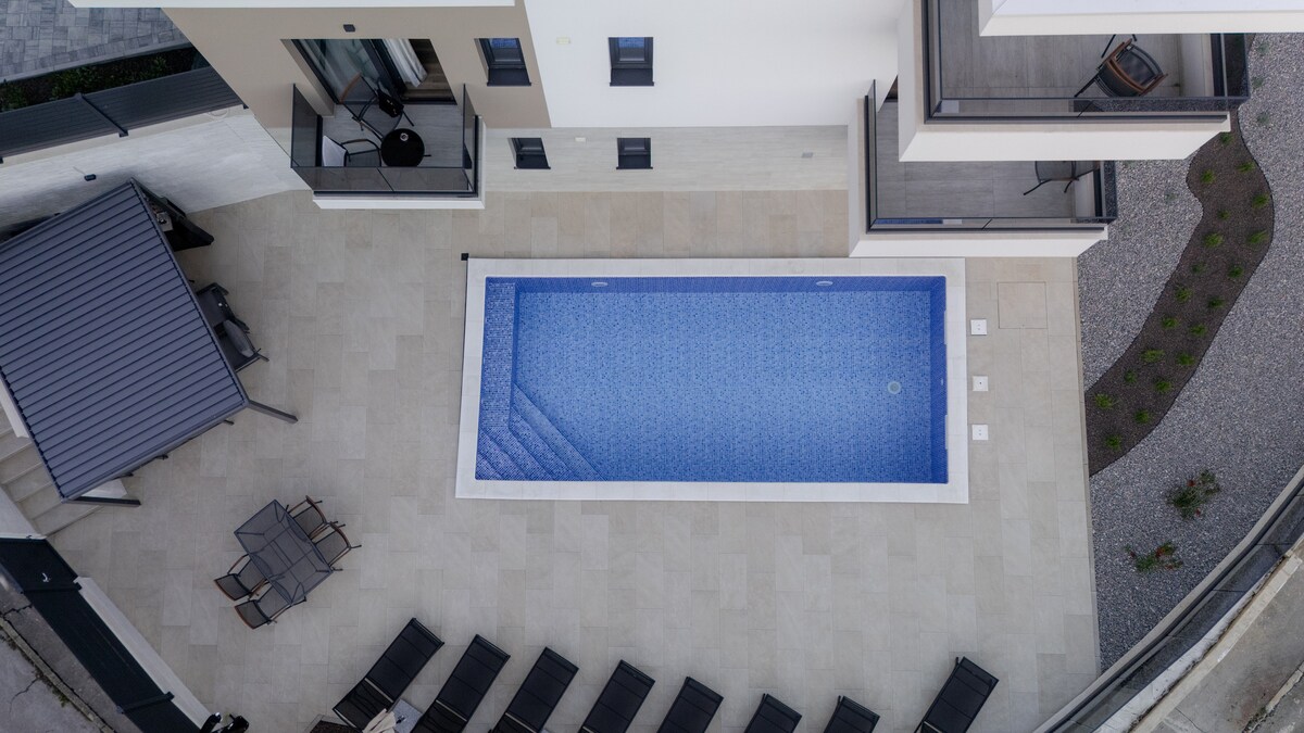 Villa Isabel – Pool von oben