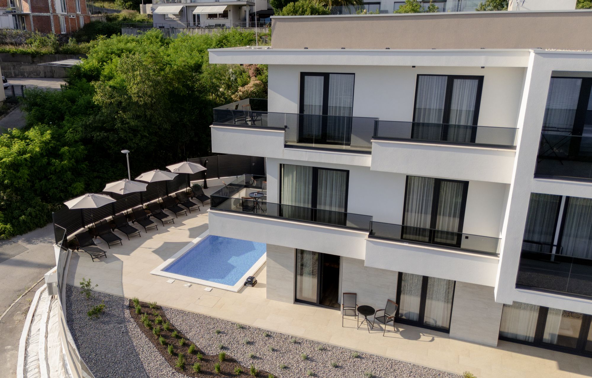 Villa Isabel – Villa mit Pool am Hang